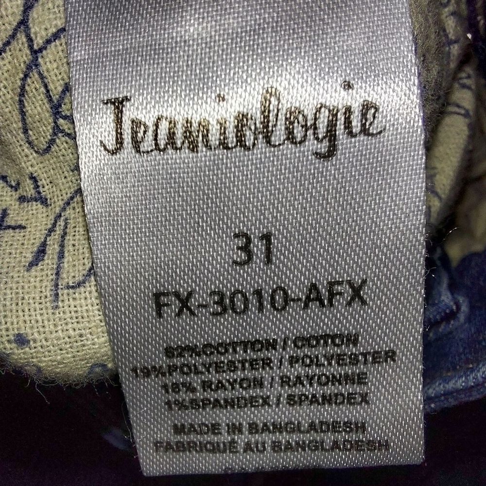 FOXY JEANS - Picture 8 of 9